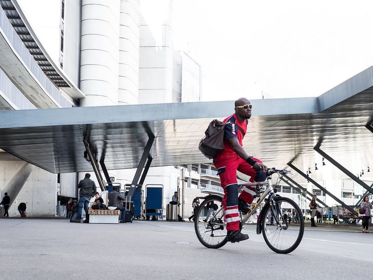 5 Airports You Actually Want a Long Layover In