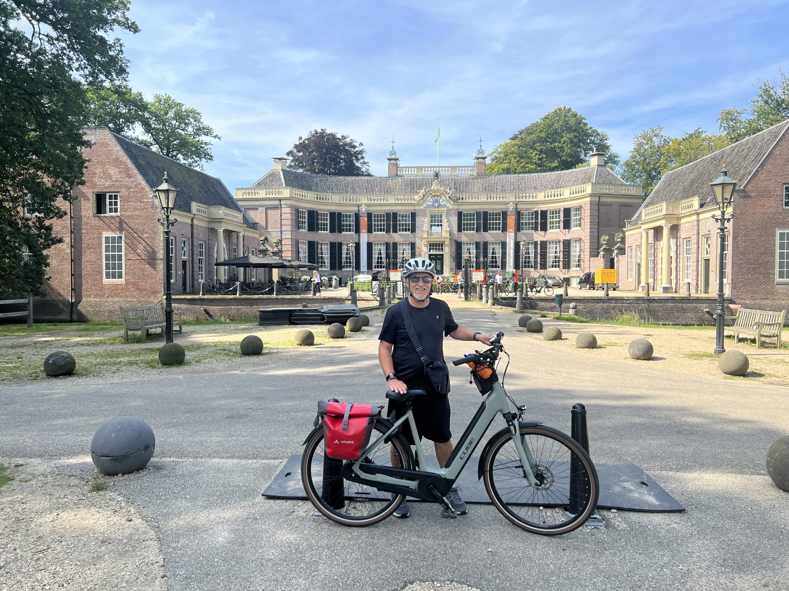 The Ultimate Bike Tour Guide to the Netherlands