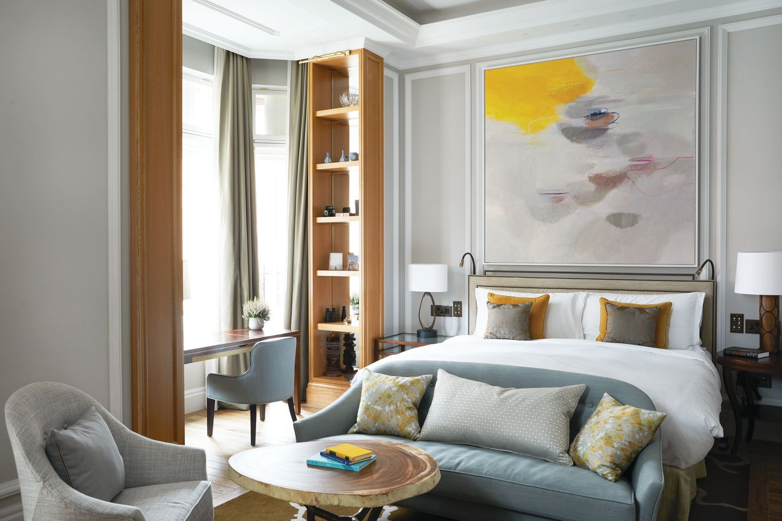 10 Sleep Tourism Hotels With Zero-Distraction Rooms (No TV No Art No Clocks)