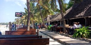 7 Night Markets with Live Music & Entertainment (Night Out Vibe)